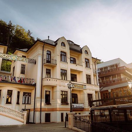 Hotel Most Slavy Trenczyńskie Cieplice Zewnętrze zdjęcie