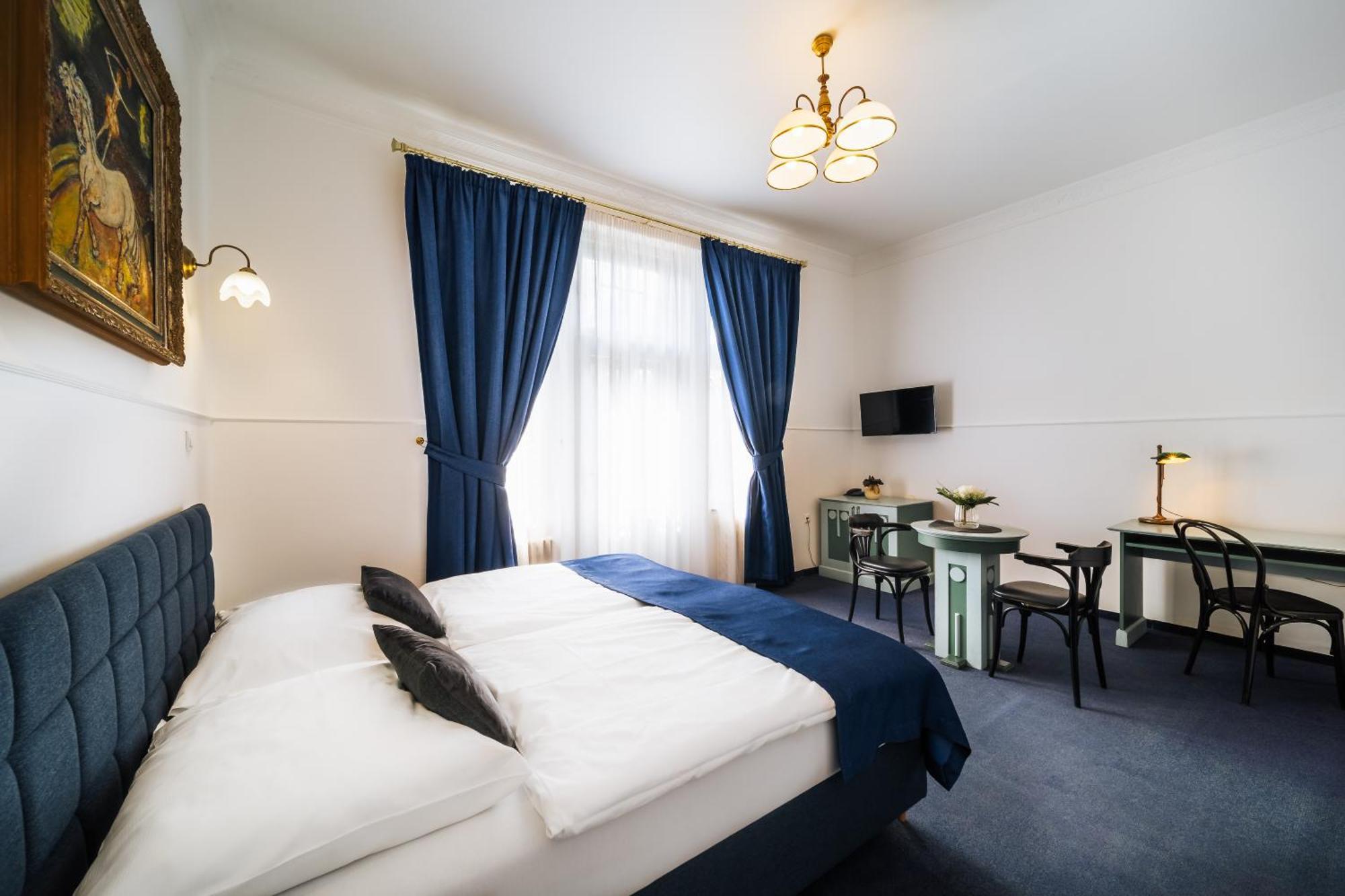 Hotel Most Slavy Trenczyńskie Cieplice Zewnętrze zdjęcie
